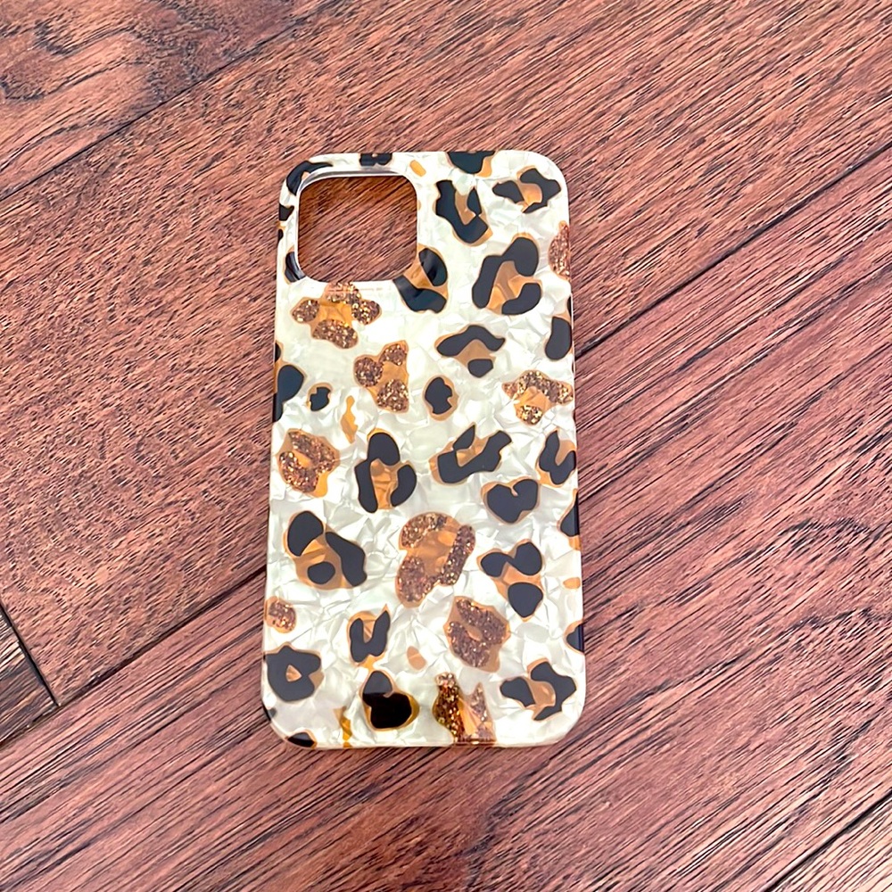 🐆iPhone 12 Pro Max Case